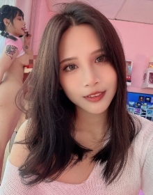FansOne 台灣小騷逼 @Ashisyourlove艾希 合集【NPNV/62G】