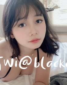 OnlyFans 美足M小母狗 BlackCatluna 合集【973P/152V/4.2G】